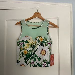 NWT Kortni Jeane floral crop swim top
